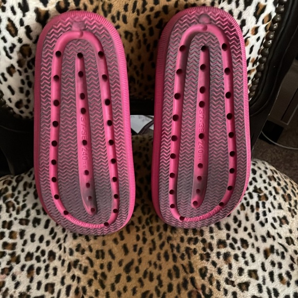Pink Slide Sandals - Picture 3 of 4